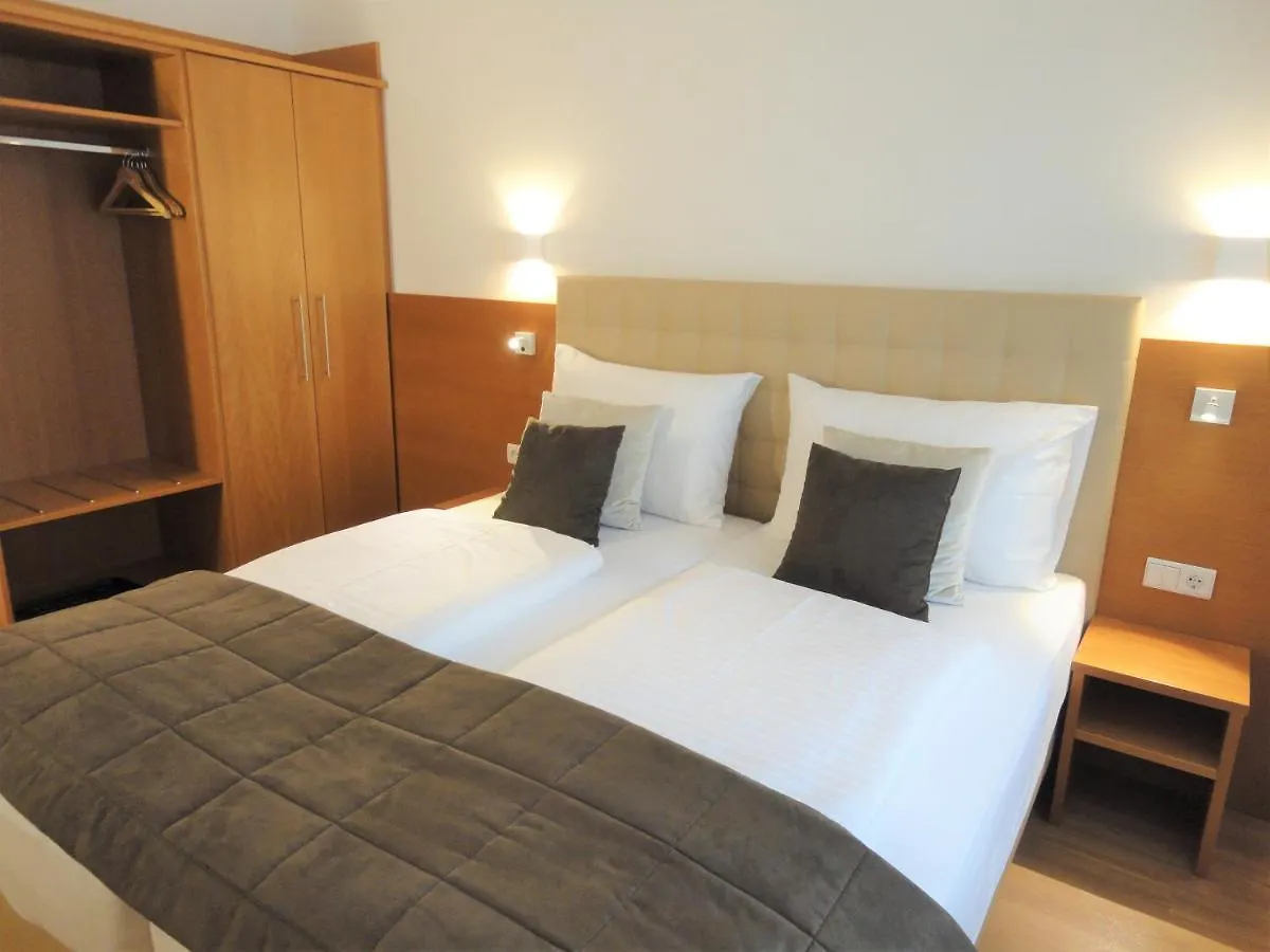 City Hotel Albrecht Schwechat