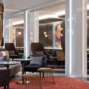 4* Hotel Renaissance