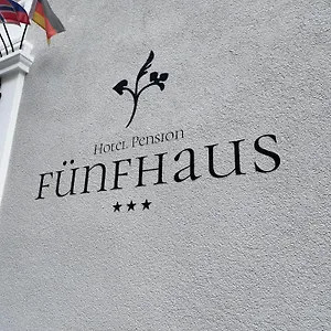 3* Pensión Fünfhaus
