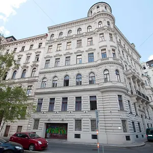 3* Pensión K+t Boardinghouse